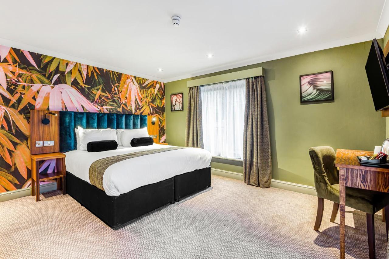Inn On The Lake By Innkeeper'S Collection Godalming Extérieur photo